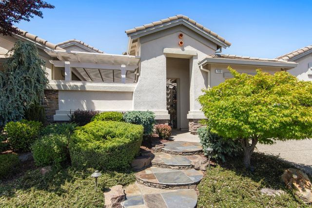700 Canyon Oak Ln, Lincoln, CA 95648