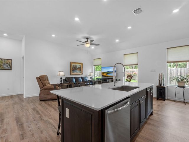 35472 Woodtrace Circle, Pinehurst, TX 77362