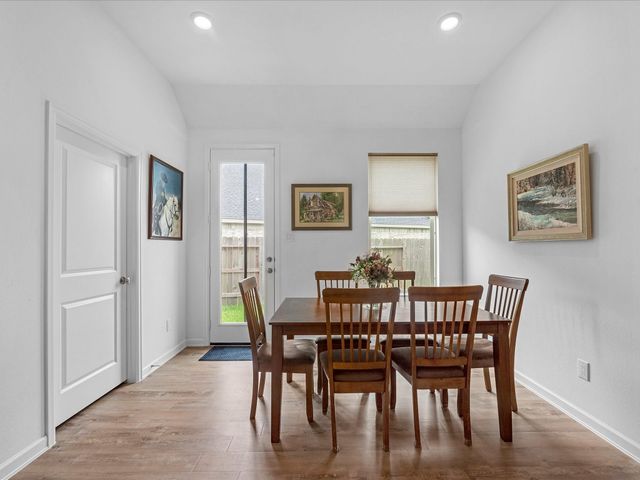 35472 Woodtrace Circle, Pinehurst, TX 77362