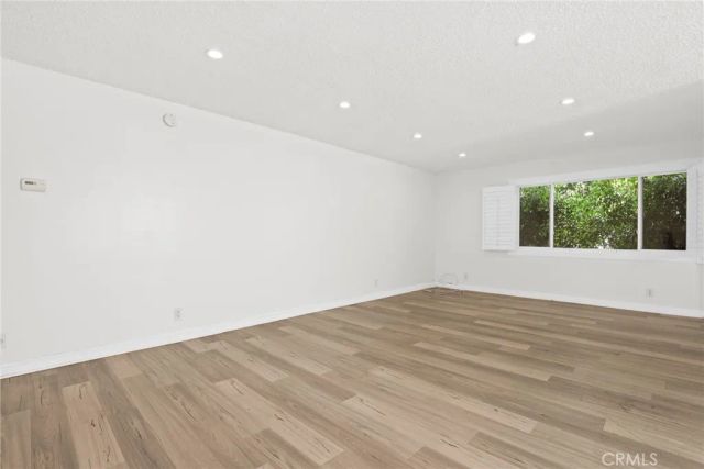 1525 N Hayworth Avenue 204, Los Angeles, CA 90046