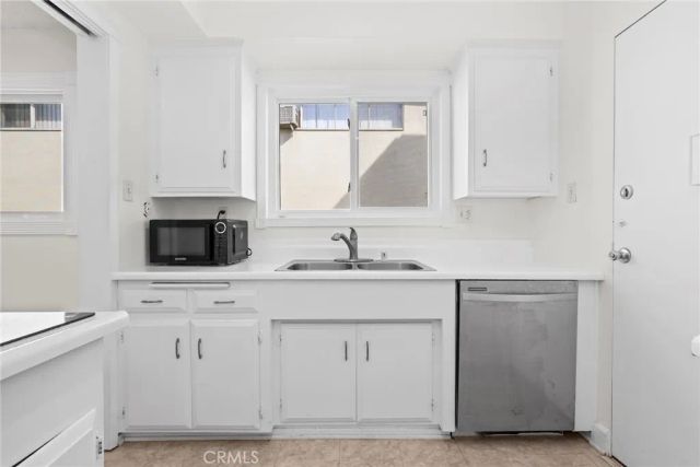 1525 N Hayworth Avenue 204, Los Angeles, CA 90046