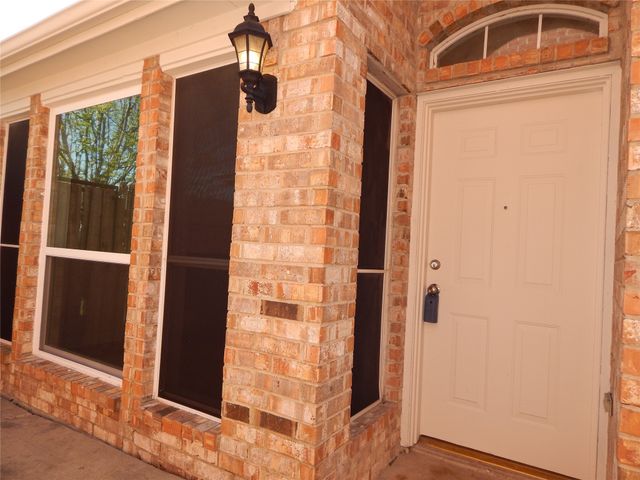 5204 Welbeck Court, Garland, TX 75043