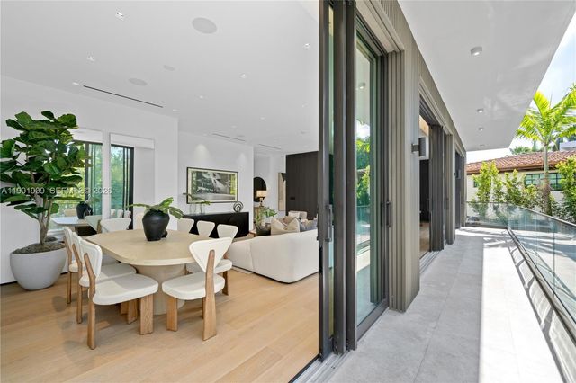 291 Palm Ave, Miami Beach, FL 33139