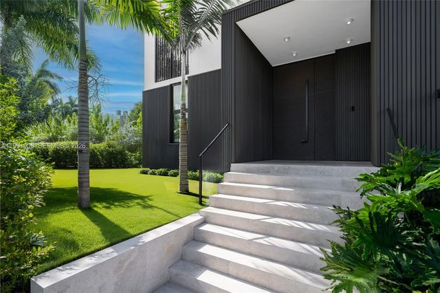 291 Palm Ave, Miami Beach, FL 33139