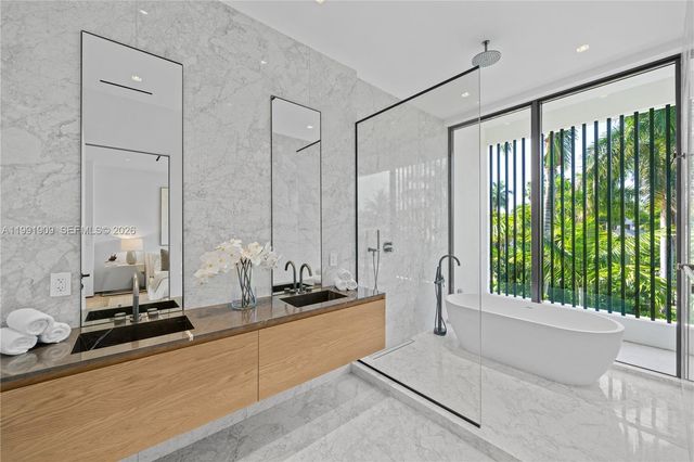 291 Palm Ave, Miami Beach, FL 33139