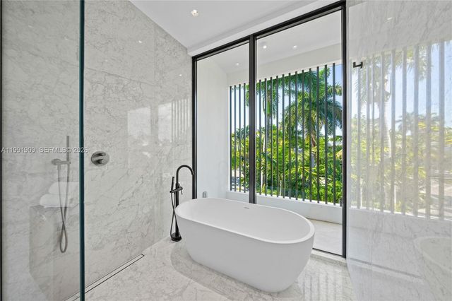 291 Palm Ave, Miami Beach, FL 33139