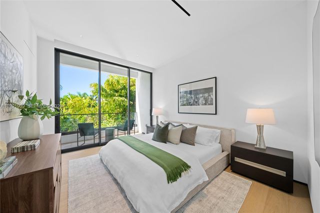 291 Palm Ave, Miami Beach, FL 33139