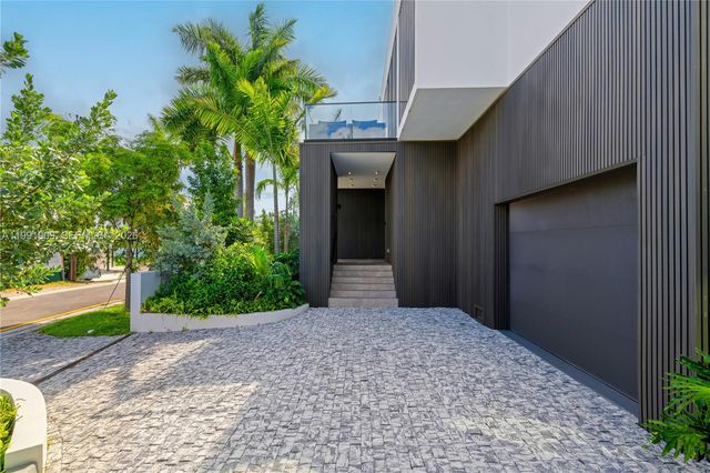 291 Palm Ave, Miami Beach, FL 33139