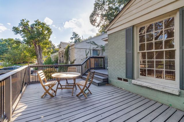 6815 E Grand Avenue, Dallas, TX 75223