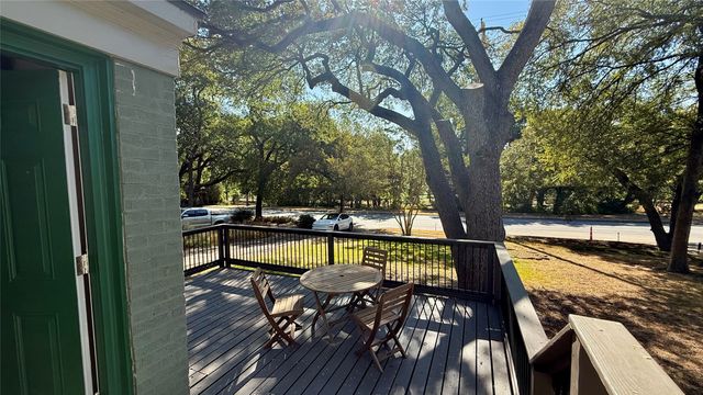 6815 E Grand Avenue, Dallas, TX 75223