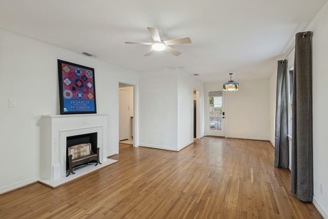 6815 E Grand Avenue, Dallas, TX 75223
