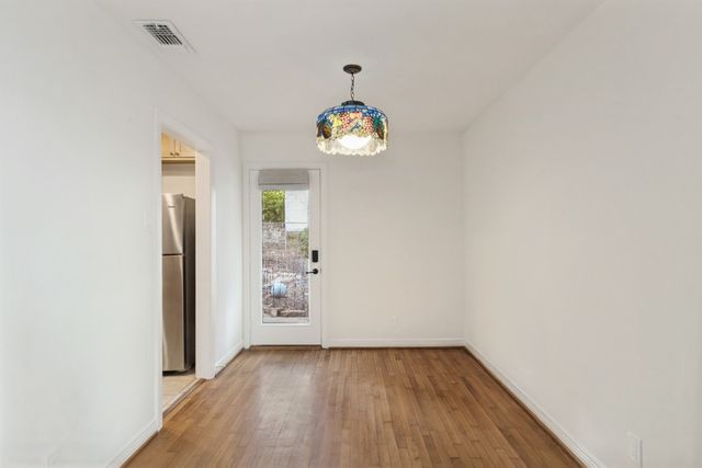 6815 E Grand Avenue, Dallas, TX 75223
