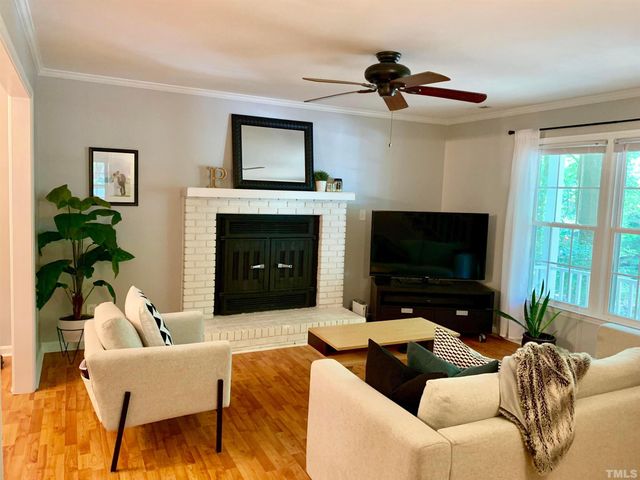 102 Chevron Circle, Cary, NC 27513