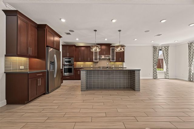 51 Scepter Ridge, Sugar Land, TX 77498