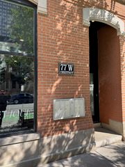 77 W Chestnut Street 3B, Chicago, IL 60610