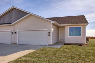 2721 13th Street NE, Bondurant, IA 50035