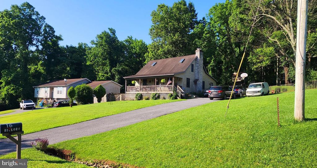 16 HICKORY TRL, Fairfield, PA 17320