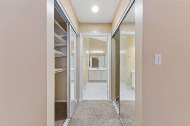 103 Saddle Trail, Royal Palm Beach, FL 33411