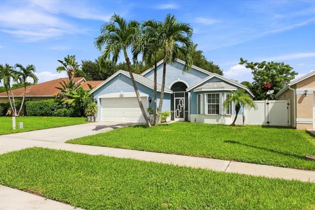 103 Saddle Trail, Royal Palm Beach, FL 33411