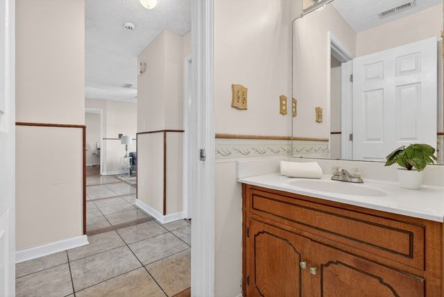 1211 Patton Placd, Oak Grove, KY 42262