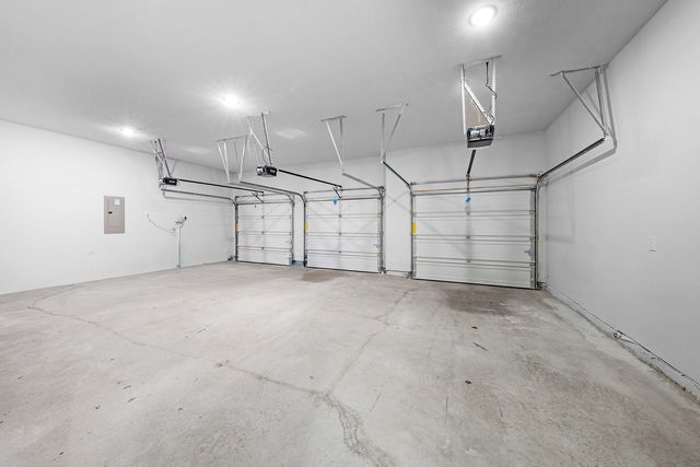 525 Cristo Range, Greenville, TX 75402