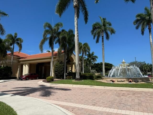 11704 Dove Hollow Avenue, Boynton Beach, FL 33437