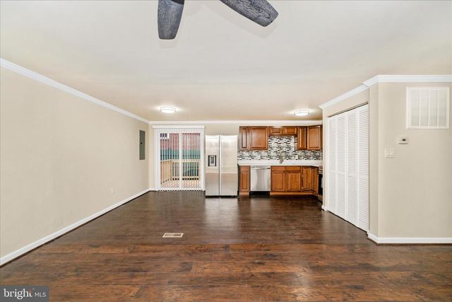 1015 48TH PL NE, Washington, DC 20019