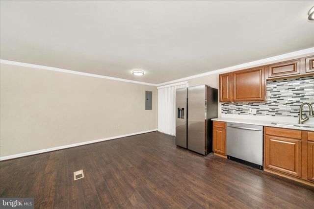 1015 48TH PL NE, Washington, DC 20019