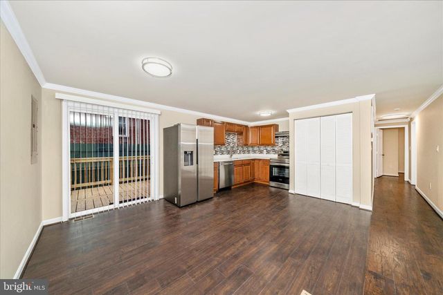 1015 48TH PL NE, Washington, DC 20019