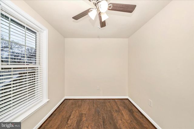 1015 48TH PL NE, Washington, DC 20019