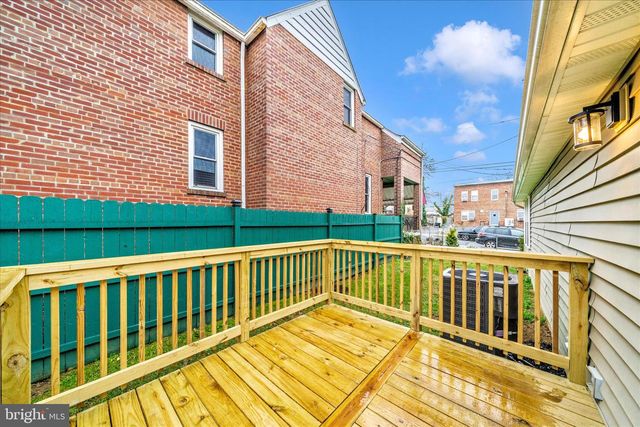 1015 48TH PL NE, Washington, DC 20019