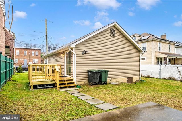 1015 48TH PL NE, Washington, DC 20019