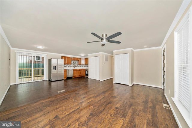 1015 48TH PL NE, Washington, DC 20019