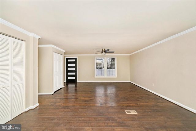 1015 48TH PL NE, Washington, DC 20019