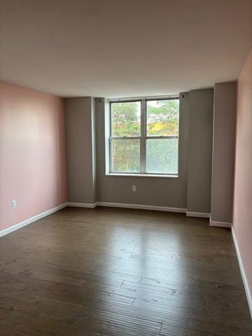 250 E Harbortown Drive 307, Detroit, MI 48207