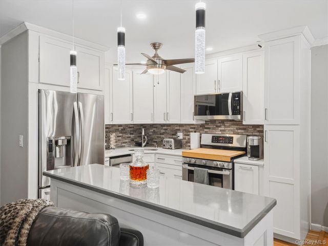 316 Parkside Drive 316, Suffern, NY 10901