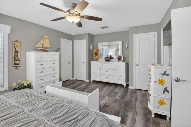 5743 Lakeview Mews Circle, Boynton Beach, FL 33437