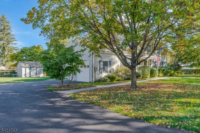 9 Liberty Rd, Bernardsville Boro, NJ 07924
