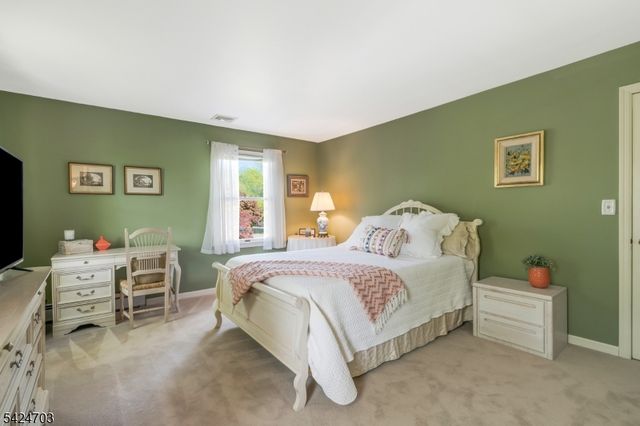 9 Liberty Rd, Bernardsville Boro, NJ 07924