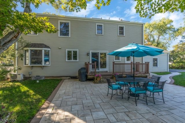 9 Liberty Rd, Bernardsville Boro, NJ 07924