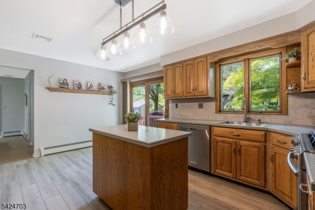 9 Liberty Rd, Bernardsville Boro, NJ 07924