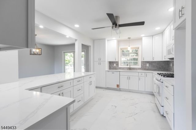 1065 Sussex Tpke, Randolph Twp., NJ 07869