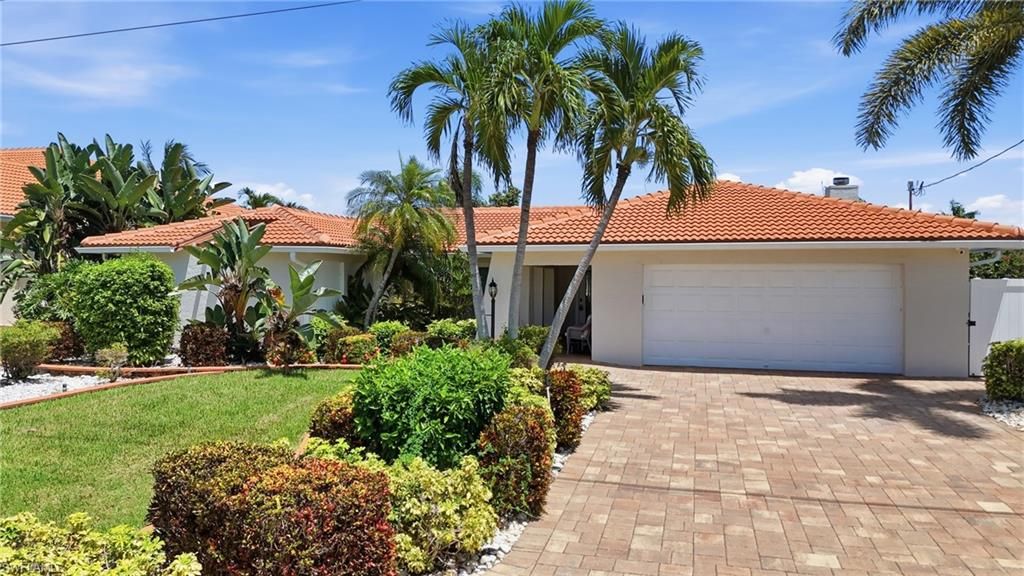 5331 Mayfair CT, CAPE CORAL, FL 33904 — photo 2
