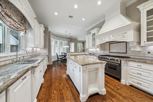 3108 University Boulevard, Houston, TX 77005