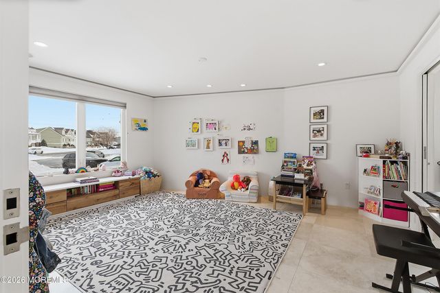 7 Circle Drive, Monmouth Beach, NJ 07750