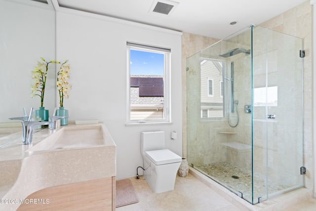 7 Circle Drive, Monmouth Beach, NJ 07750