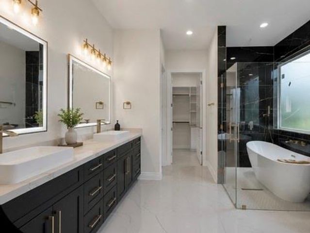 101 Bermuda Circle, Montgomery, TX 77356