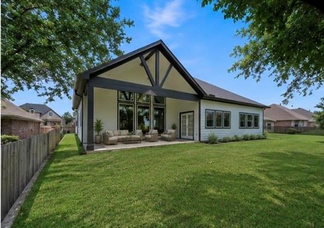 101 Bermuda Circle, Montgomery, TX 77356