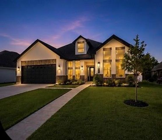 101 Bermuda Circle, Montgomery, TX 77356