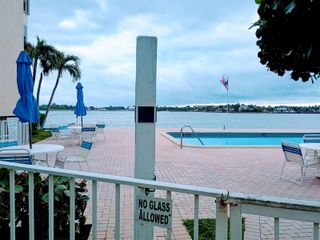 1810 New Palm Way 215, Boynton Beach, FL 33435